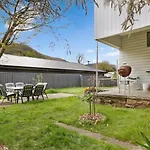 Le Chateau - Centrally Located