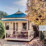 Autumn Affair Cottage 6