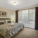 Highland Valley Cottage 5