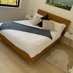Adorable 1 Bedroom Private Apartment