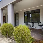 Grevillea Gardens Unit 5