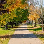 Autumn Beauty - Country Cottage 7