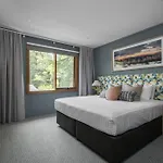 Viewhill Holiday Units - Bright