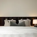 Apartment One - Apartments On Gavan