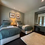 Unit 6 Centenary Park Townhouse