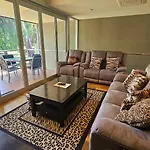 Centenary Peaks Riverview Townhouses Bright