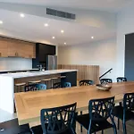 Mountain Mist Retreat - 5 Bedrooms