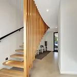 Mountain Mist Retreat - 5 Bedrooms
