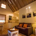 Autumn Abode Cottages