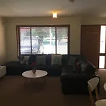 Acorn Lodge