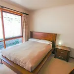 Barberry Lodge