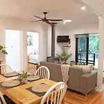 Tyntynder Garden Cottage 3