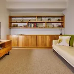 Northbank House