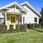 Summer Home - Our Place At Bright