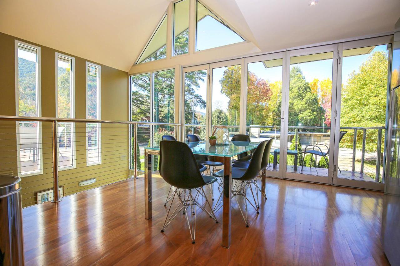 Holiday home The Glass Pinnacle *