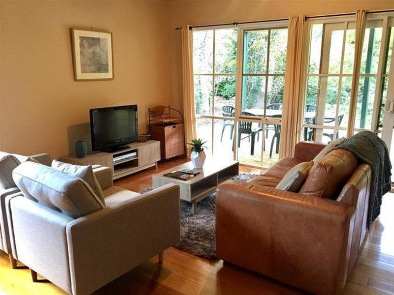 Corinda - 4 Bedroom Pet Friendly Bright