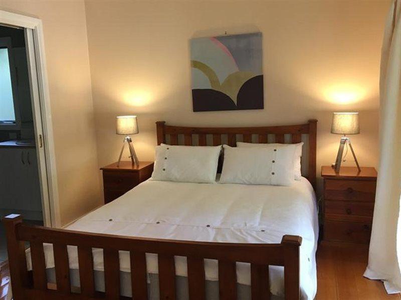 Corinda - 4 Bedroom Pet Friendly Apartment