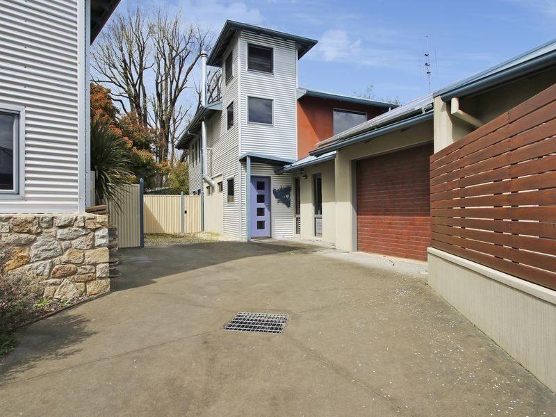 Breakaway - Superb Townhouse *