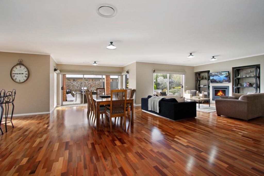 Collins Retreat - 4 Bedroom With Pool
