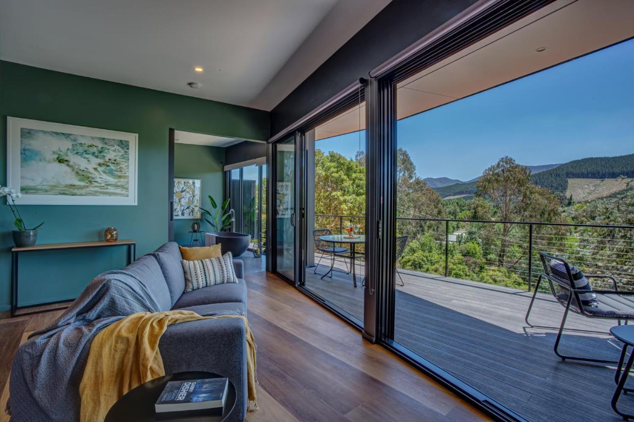 The View Apartment Bright