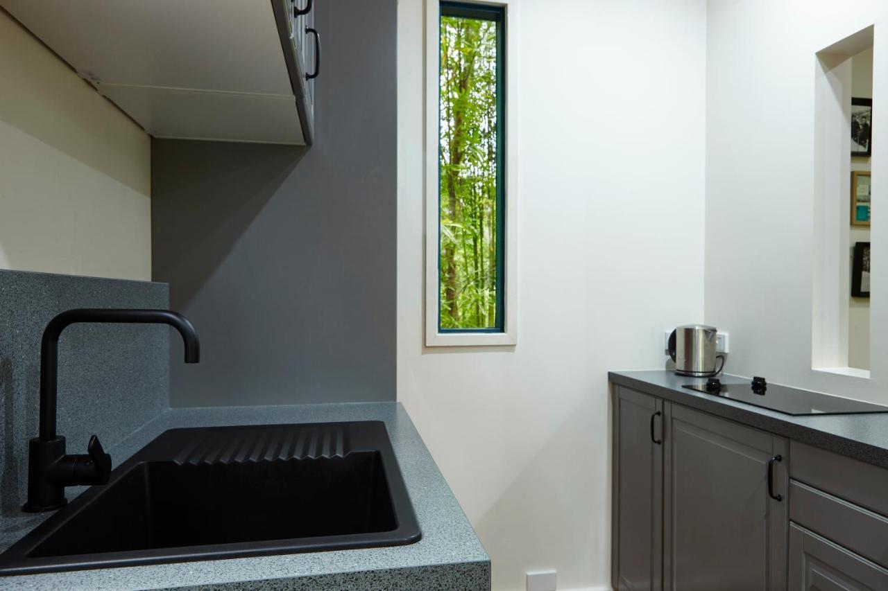Ashwood Villa Bright