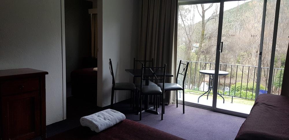 Motel Riverbank Park