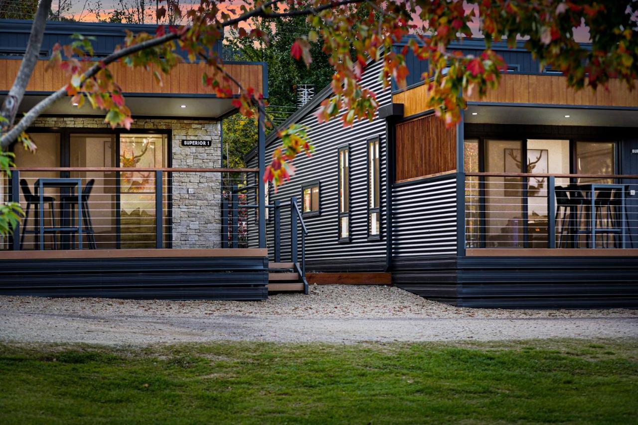 Riverside Holiday park