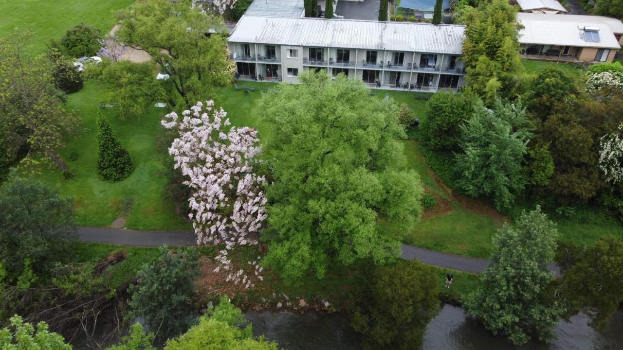 Riverbank Park 2*