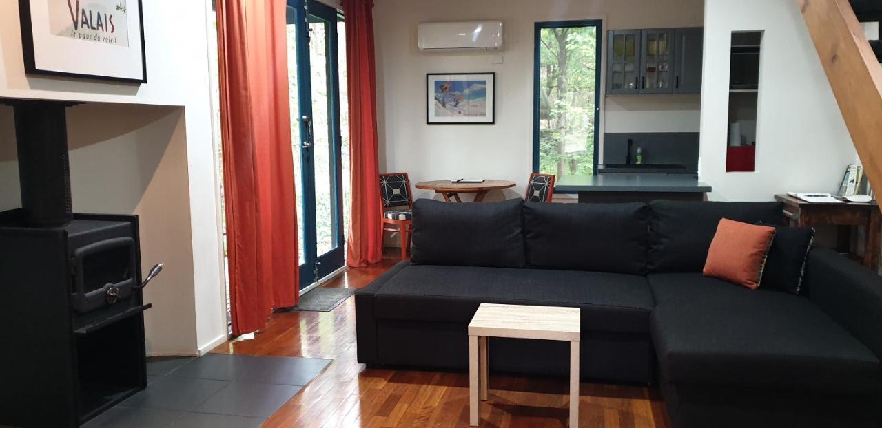 Ashwood Villa *