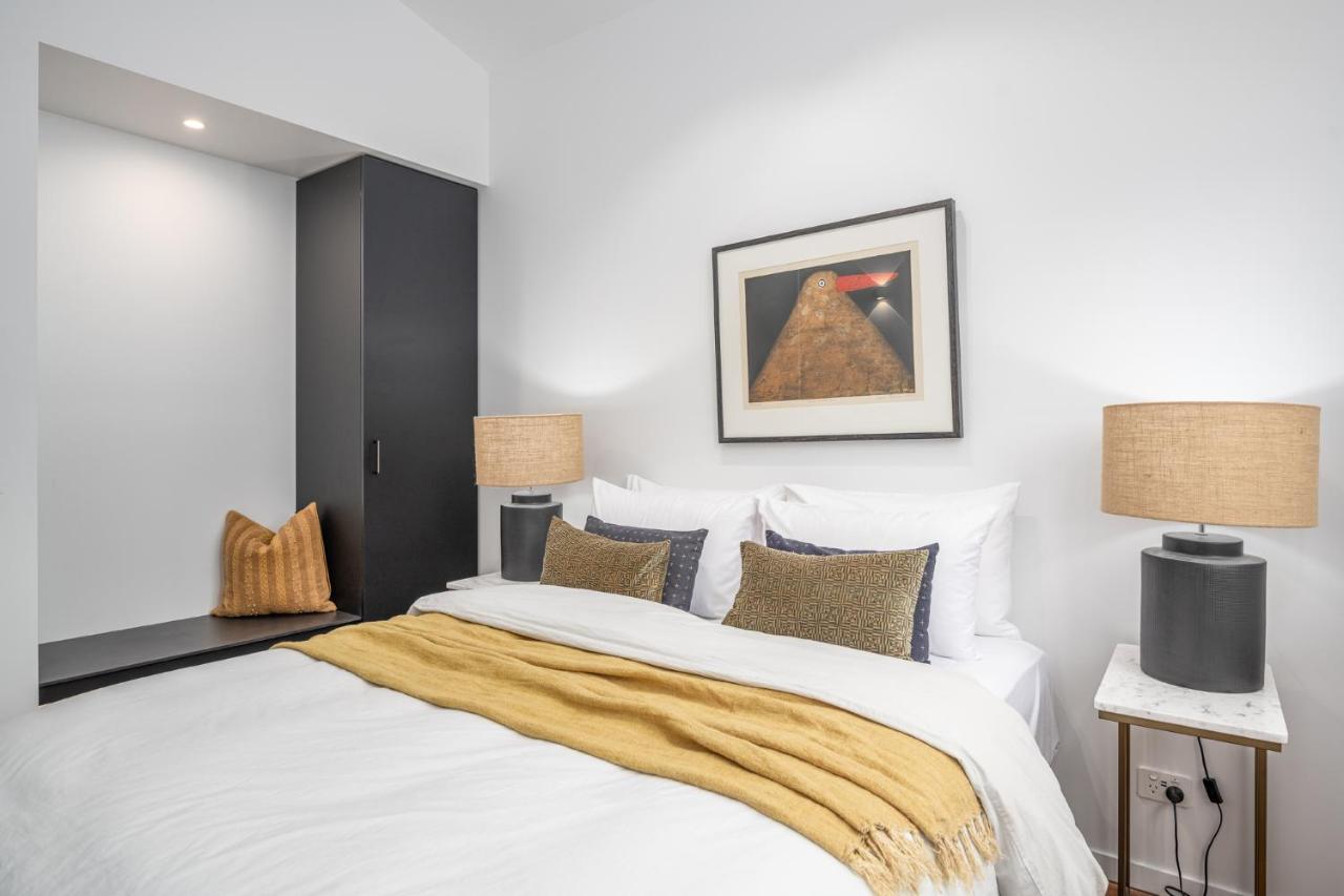 Olsen Penthouse - Art House Apartment