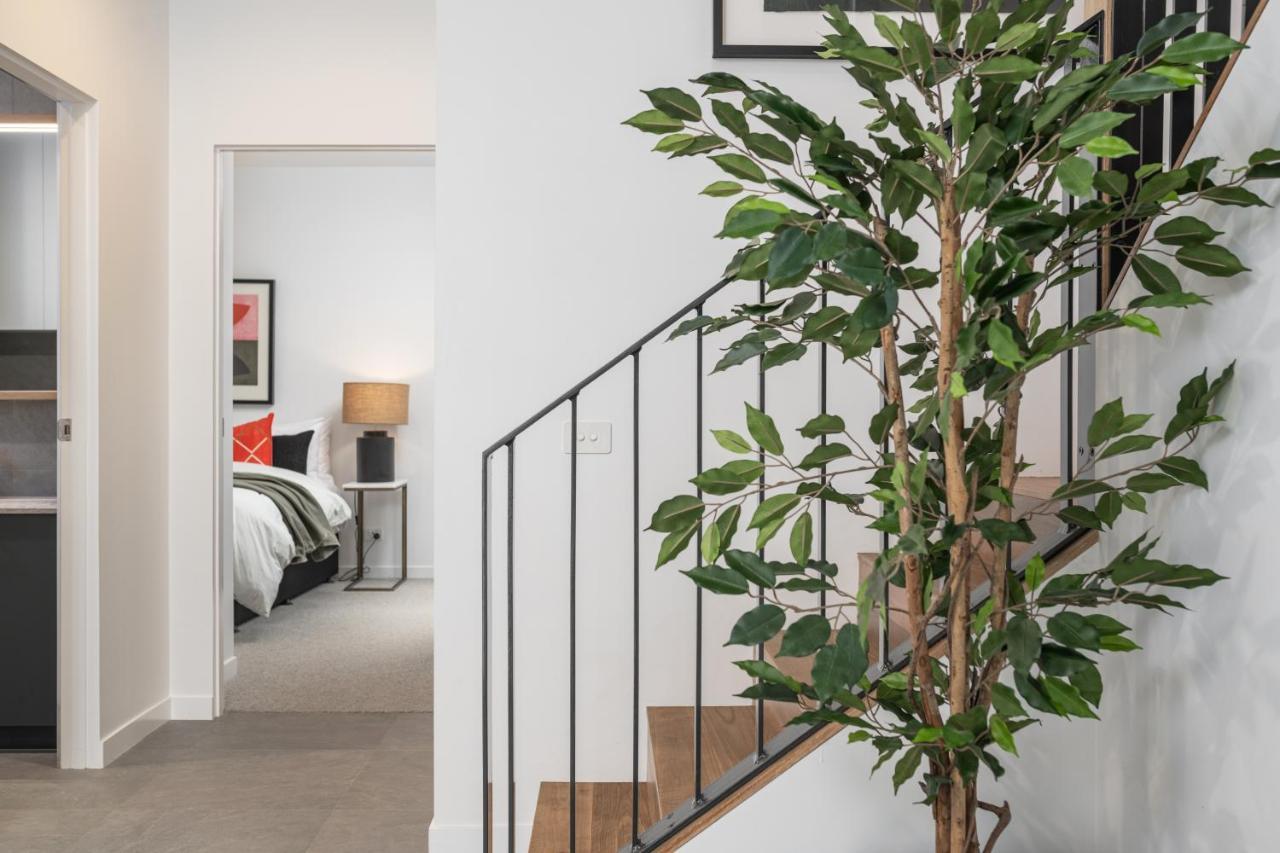Sheppard Art House Townhouse Apartment *