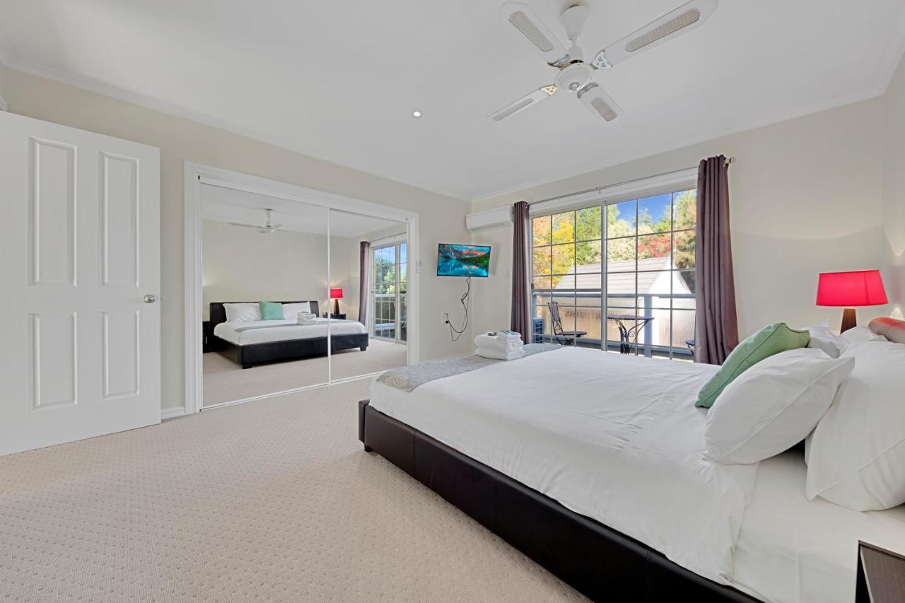 406 Back Porepunkah Road, * Bright