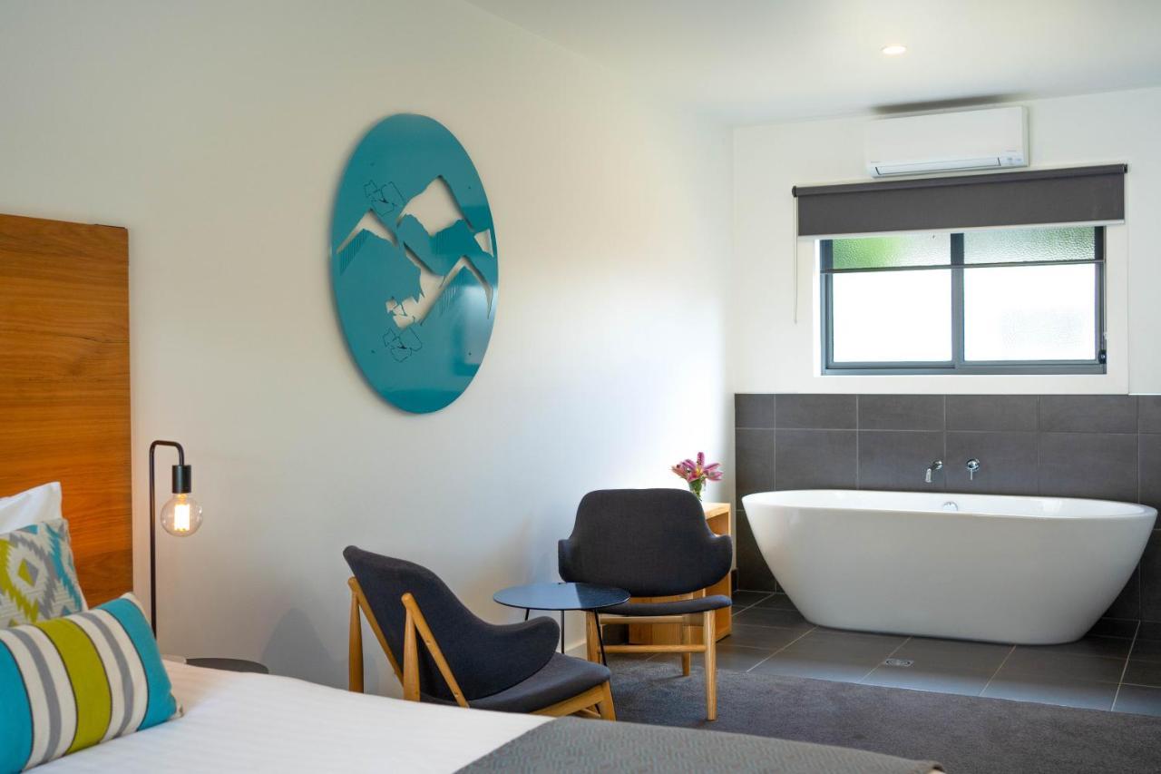 Motel Colonial Bright