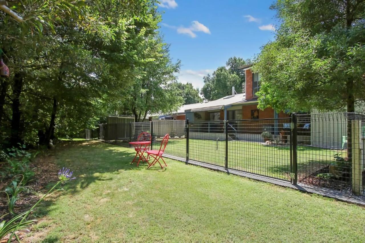 Brookside Holiday home Bright