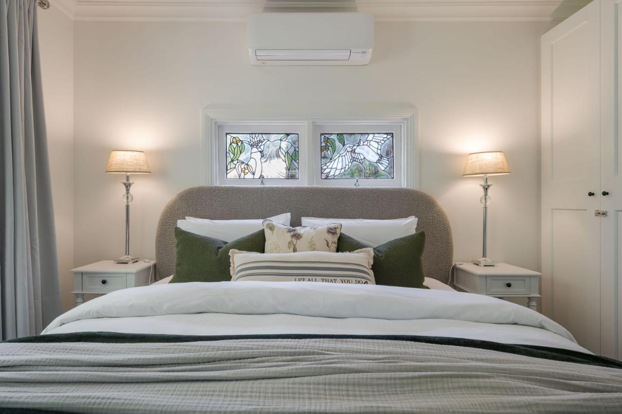 Golden Pine Retreat Holiday home