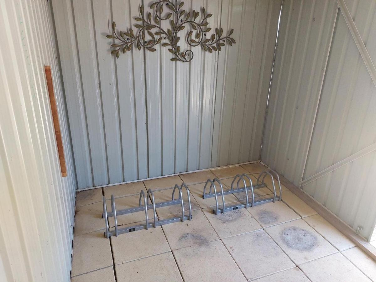 Holiday home Golden Pine Retreat