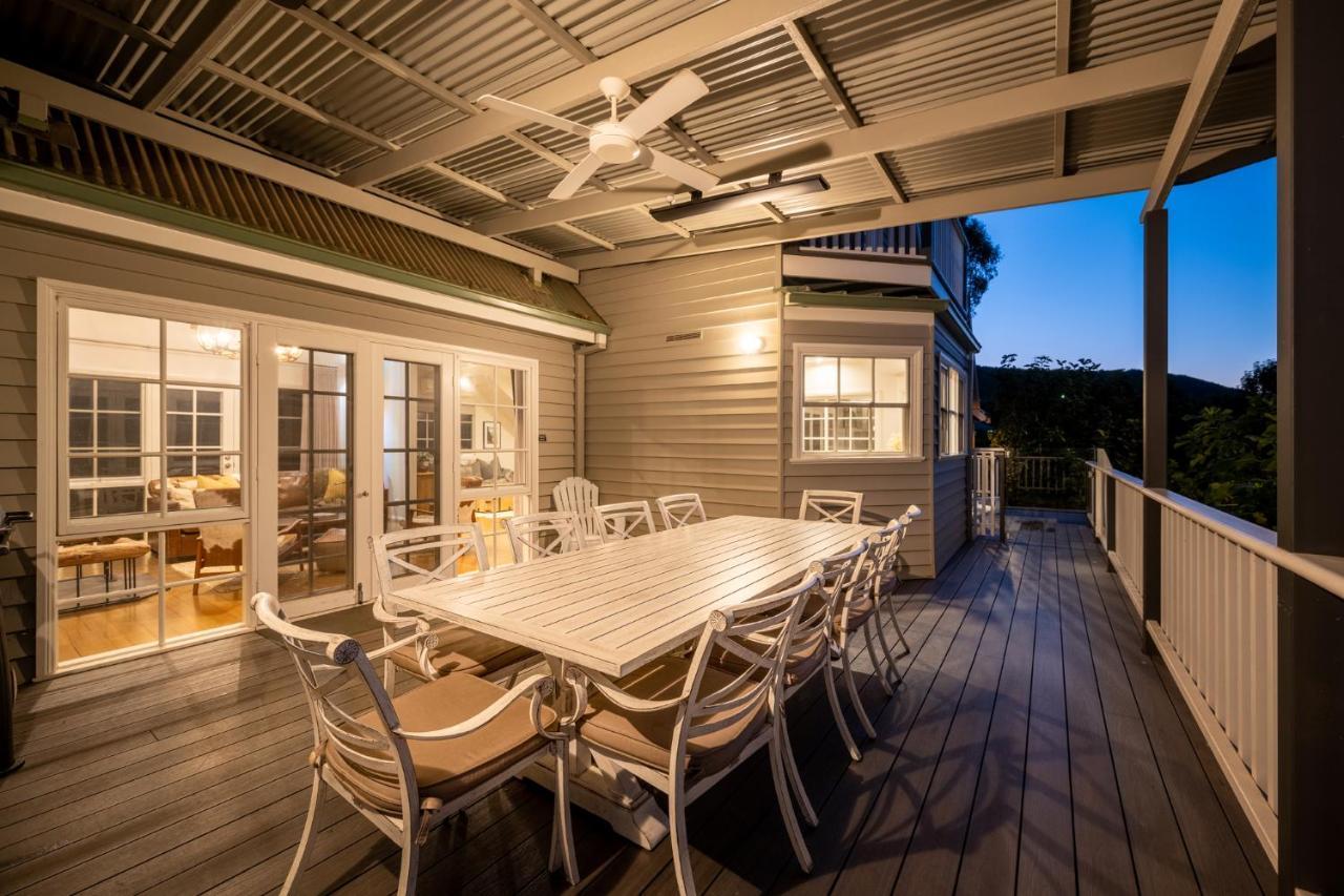 Villa Ridgeview, 34 Walkers Lane