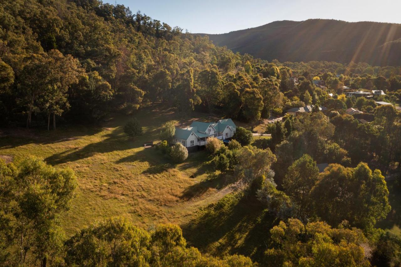 Villa Ridgeview, 34 Walkers Lane
