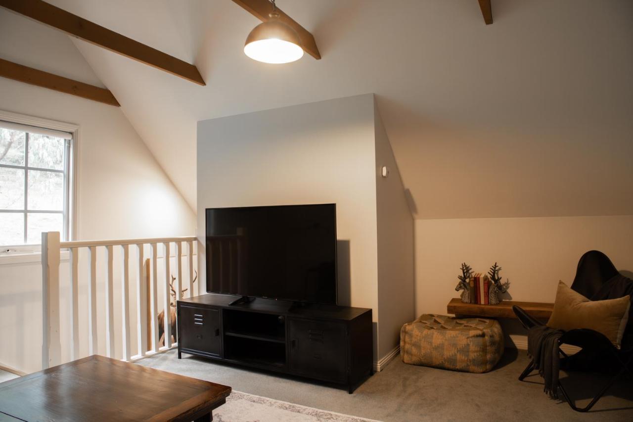 Ridgeview, 34 Walkers Lane Villa