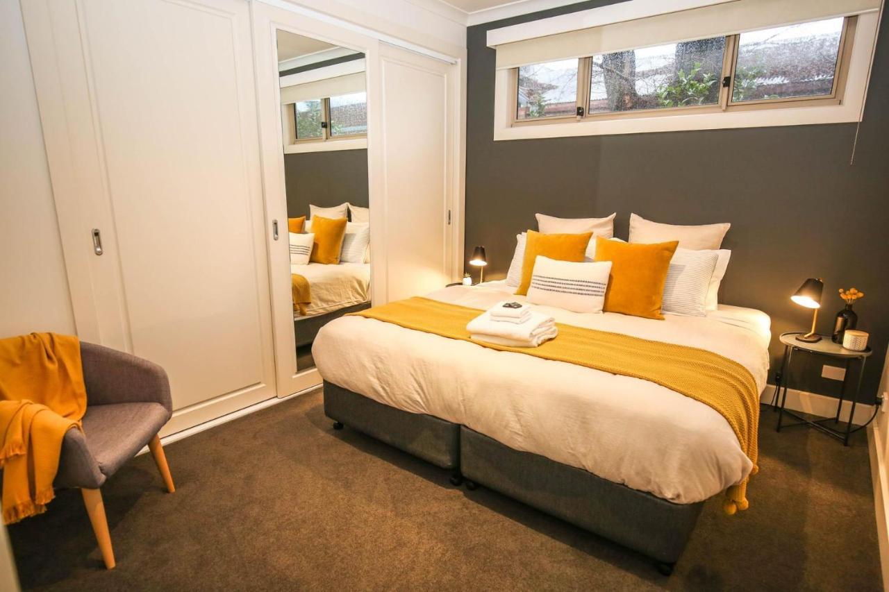 22 Riverside Holiday home Bright