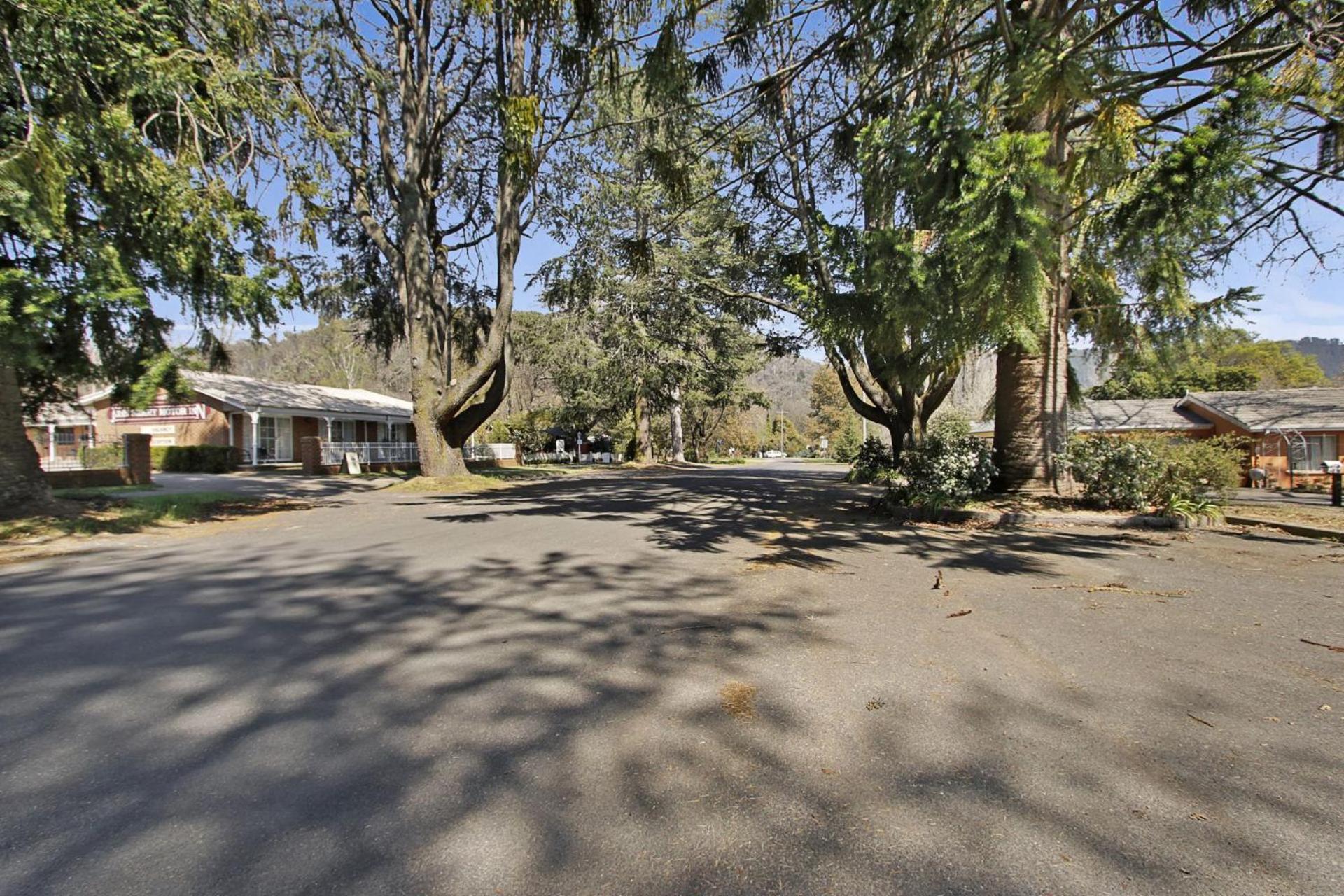 Wood Street - Location! Holiday home *
