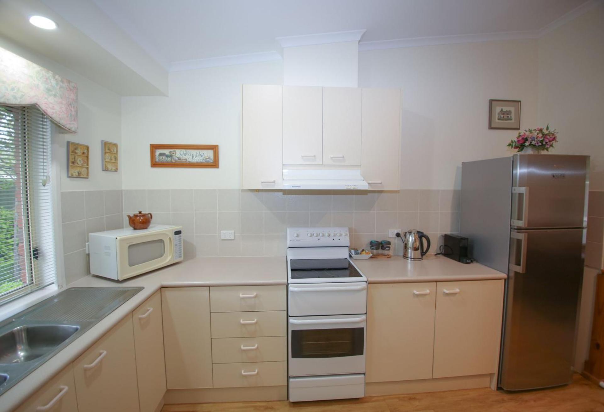 Silver Birches Village - Unit 5 Bright