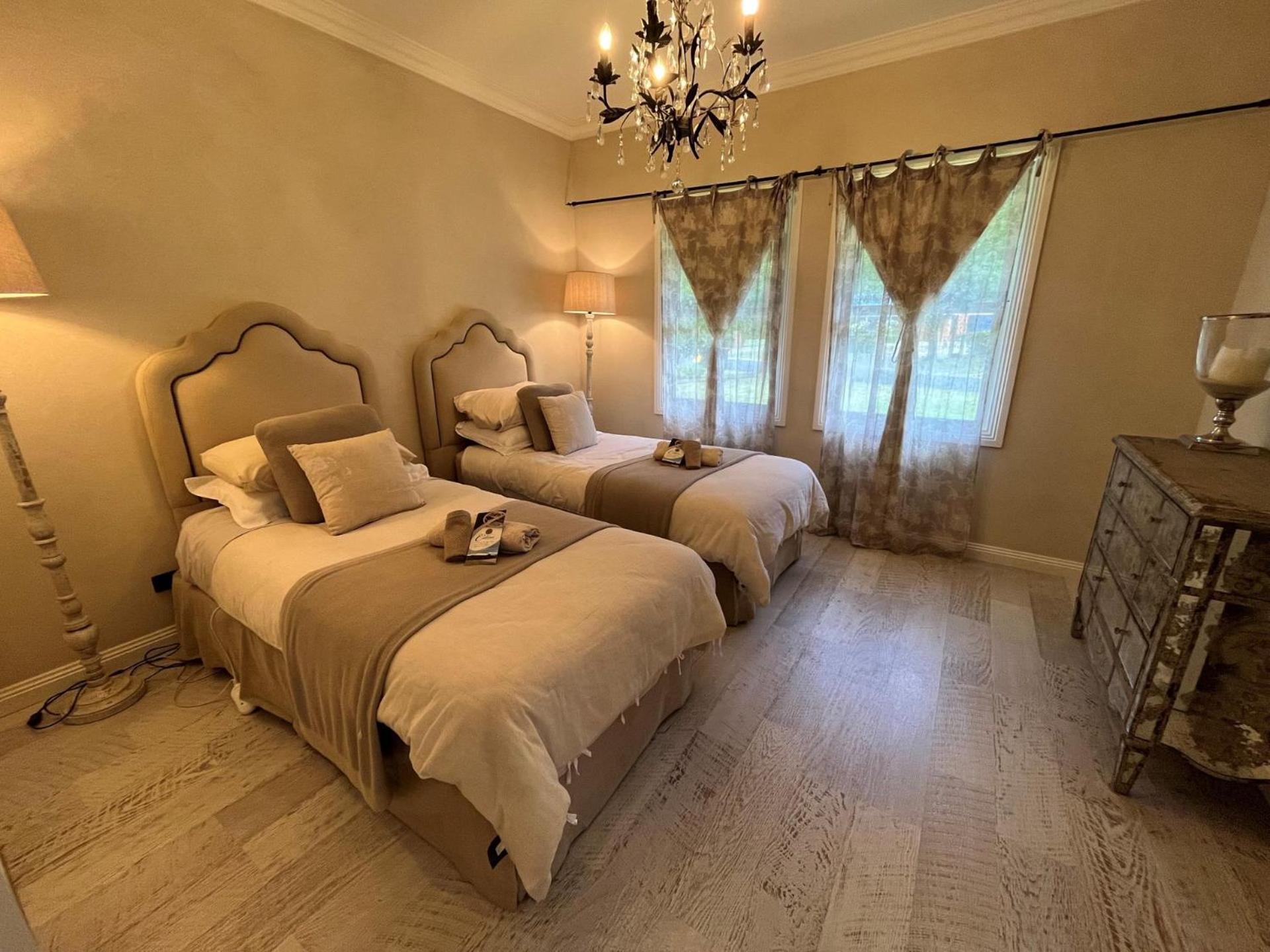 Collins - Luxury Holiday home *