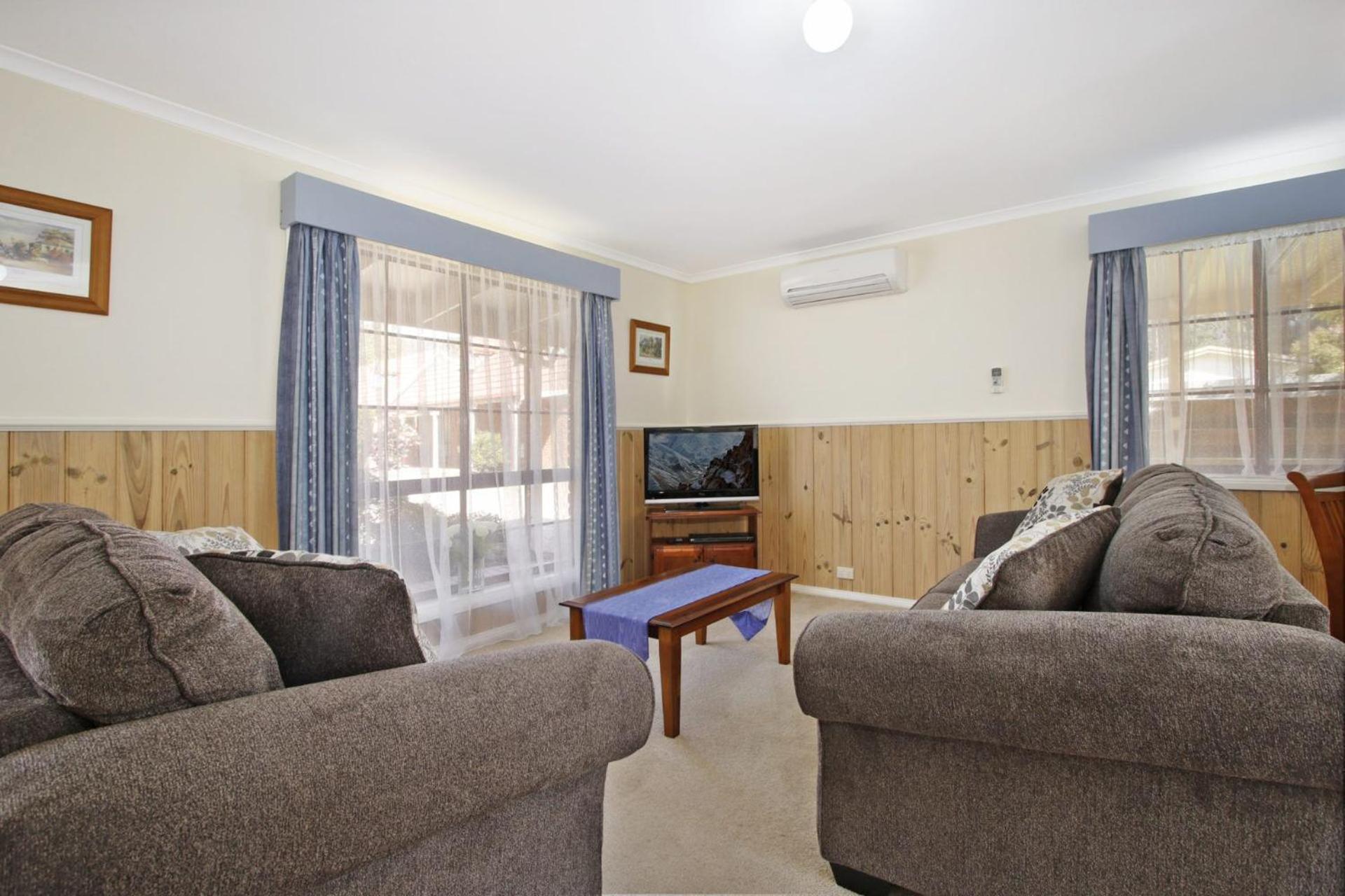 Cedar - Unit 3 Tudor Village Bright