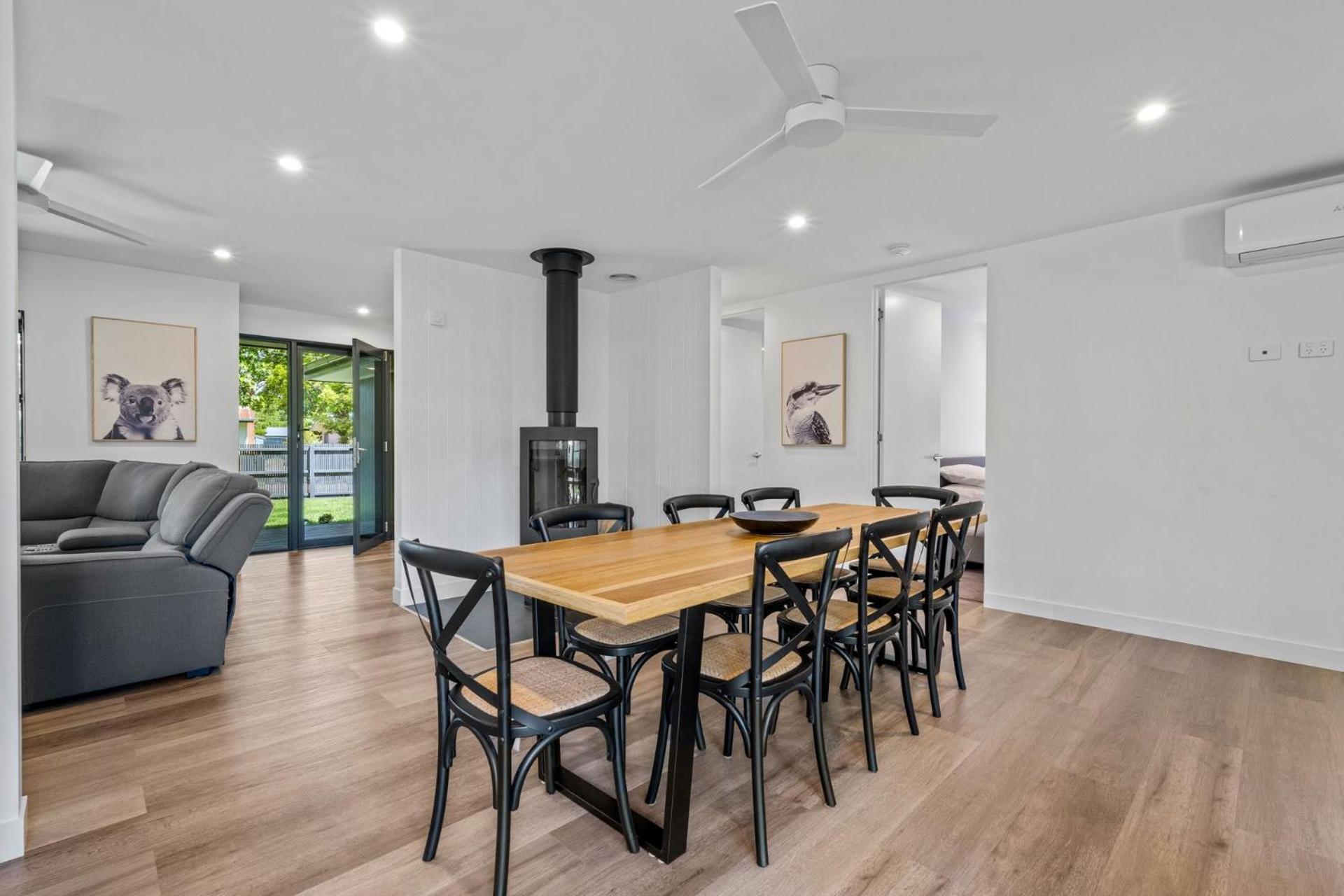 Casa On Orana Bright