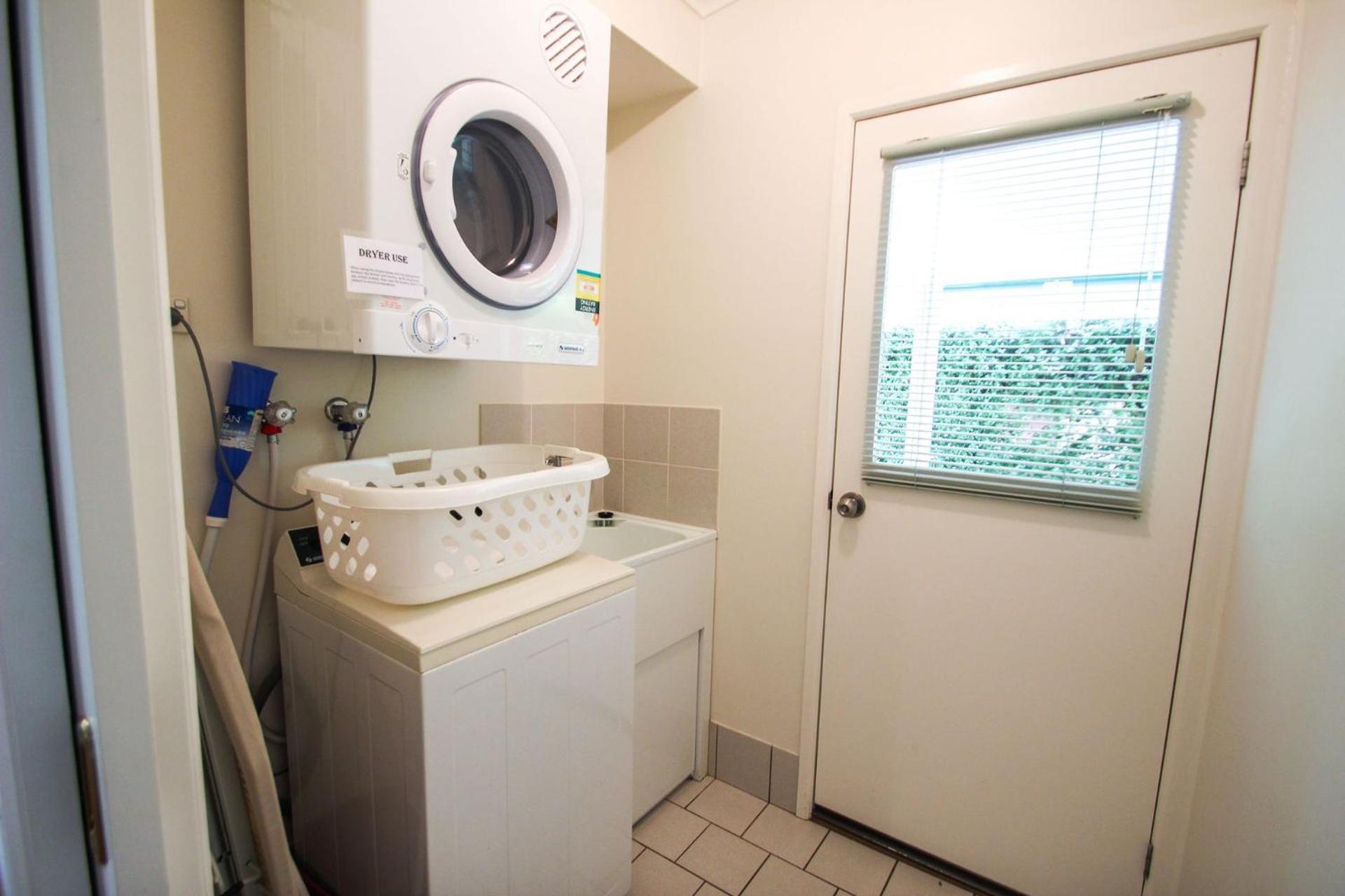 Silver Birches Village - Unit 2 Holiday home Bright