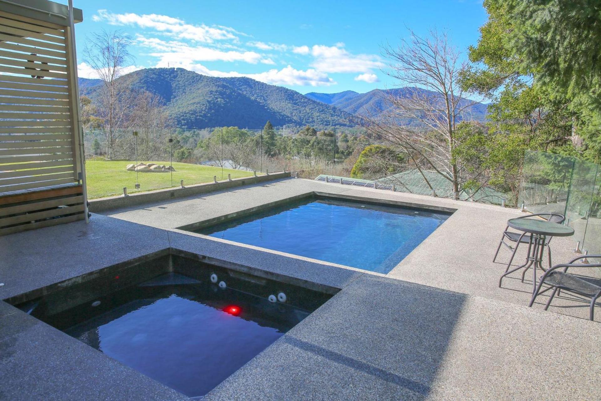 Of The Town Holiday home