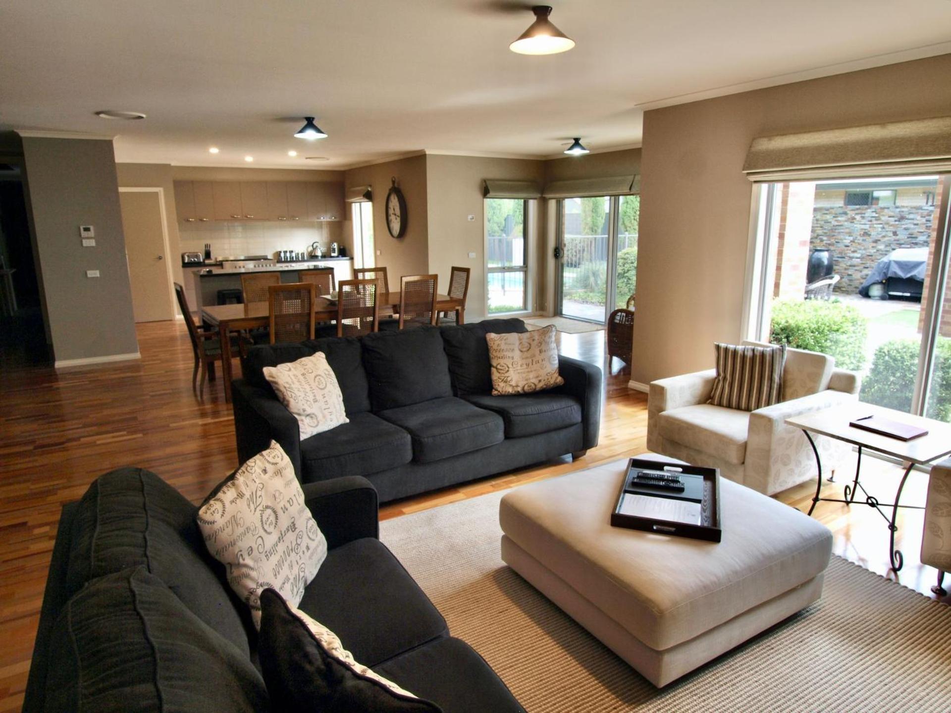 Holiday home Collins Retreat - 4 Bedroom With Pool *