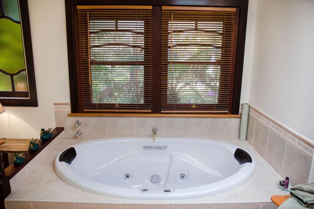 Villa Ashwood *