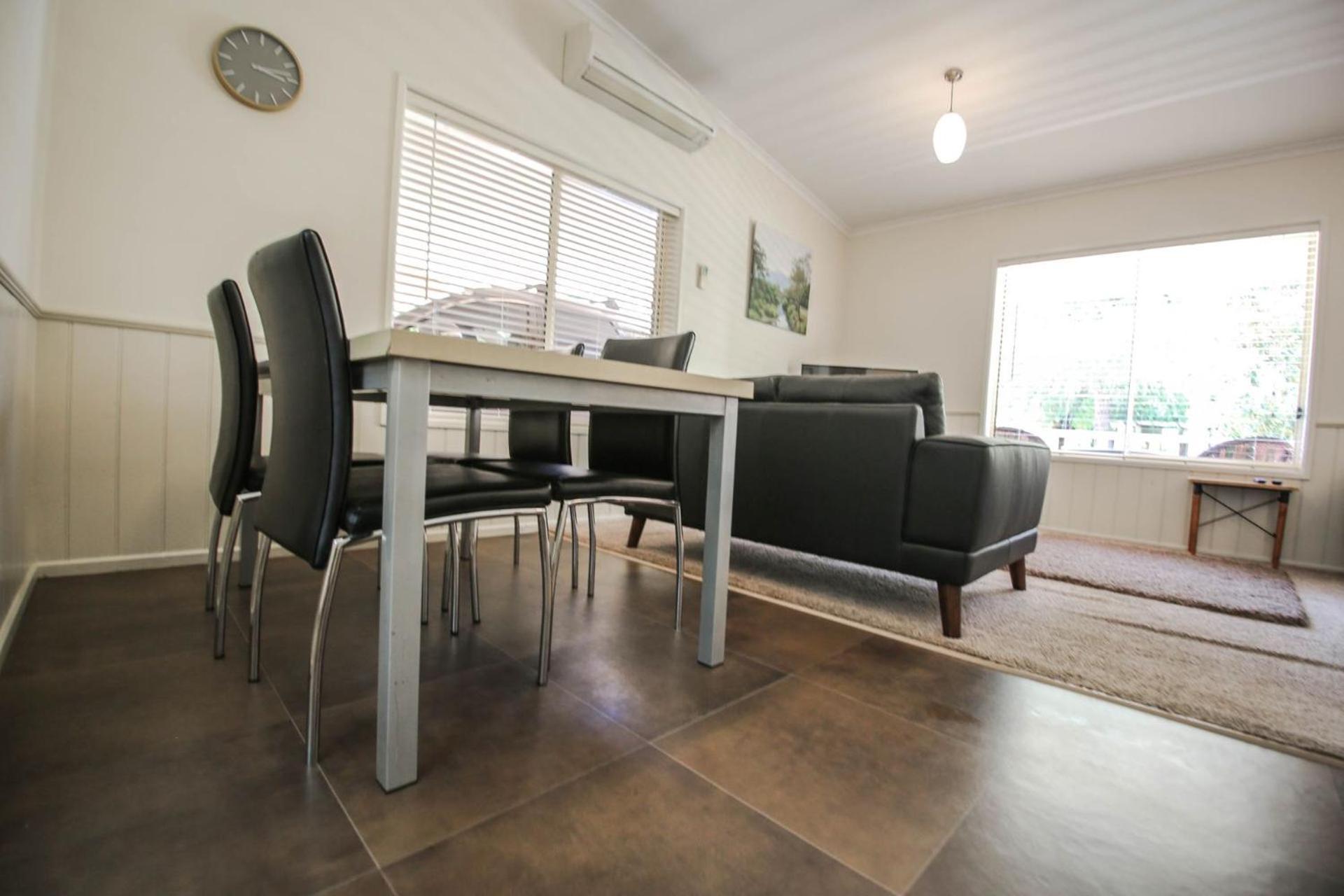 Silver Birches Village - Unit 8 Bright
